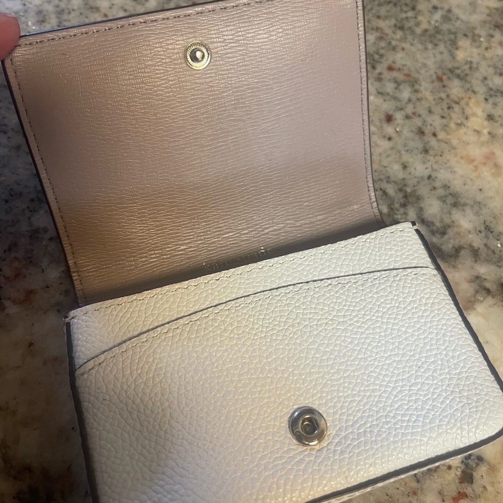 Kate Spade Cream credit card holder with Multicolor spade symbol Accents - Picture 2 of 9